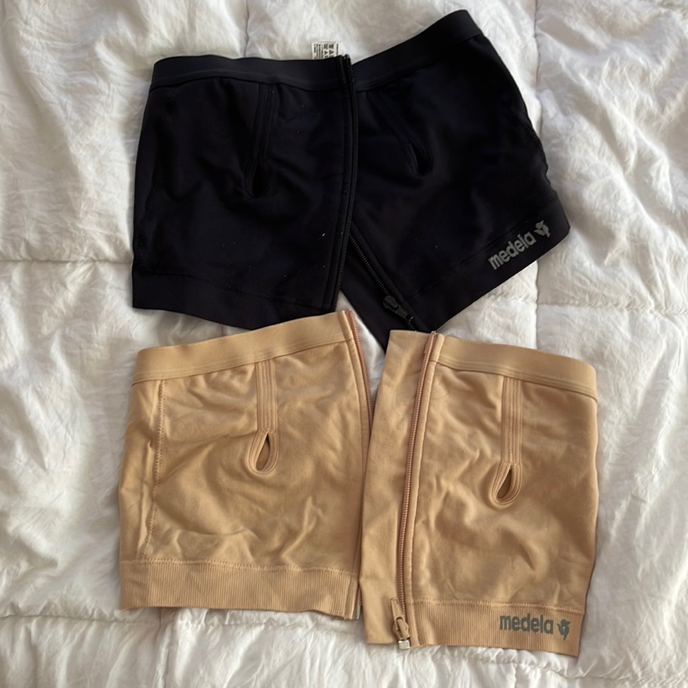 Hands-free breast, pump, bra, Medela size large, black, and tan